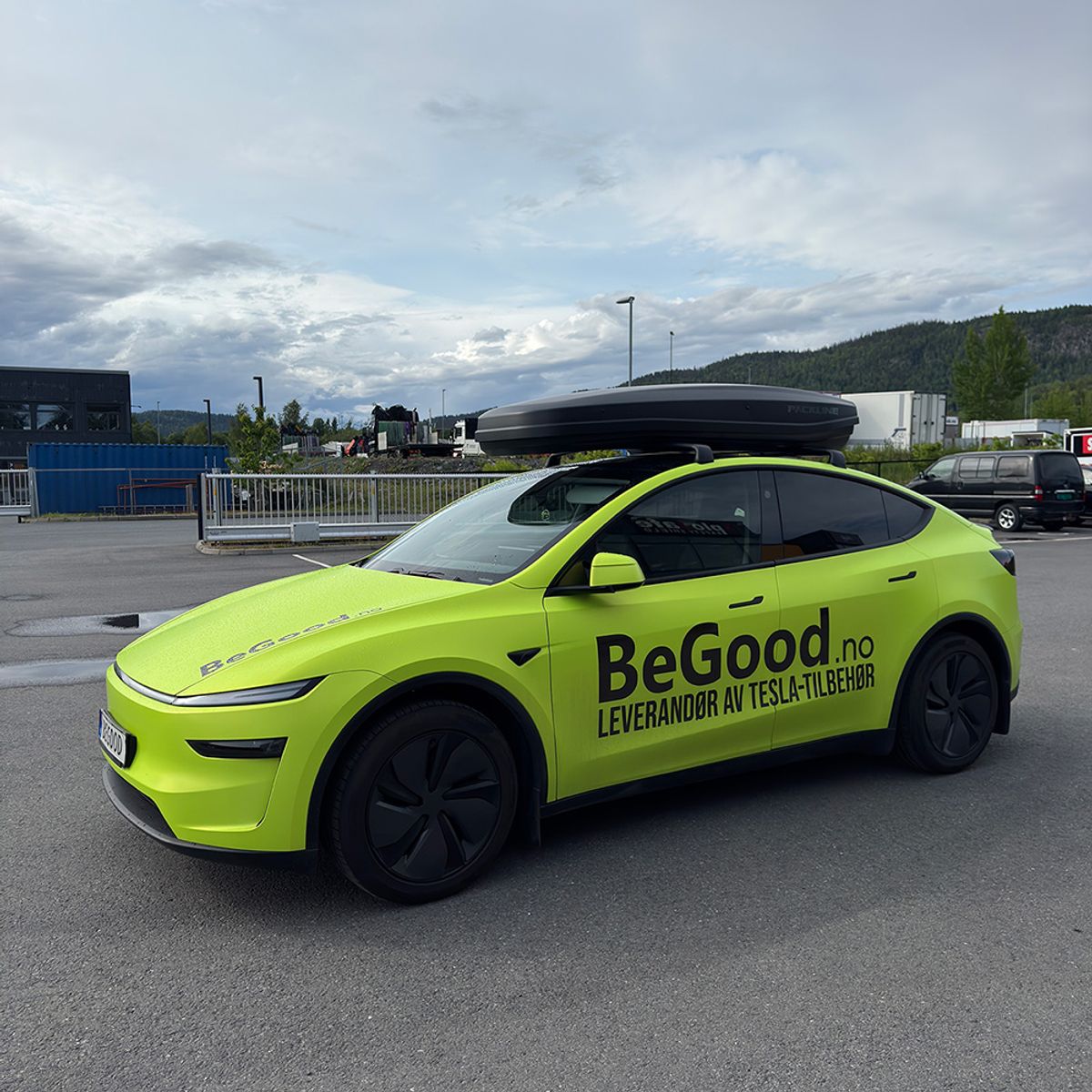 Takboks - Tesla Model Y