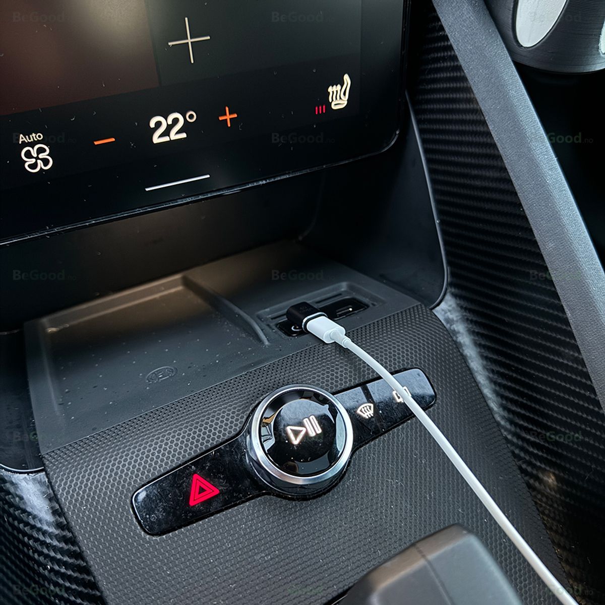 USB-C adapter Polestar