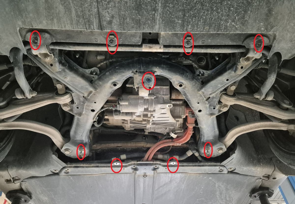 Bunnplate Stål Tesla Model 3 2018-2023