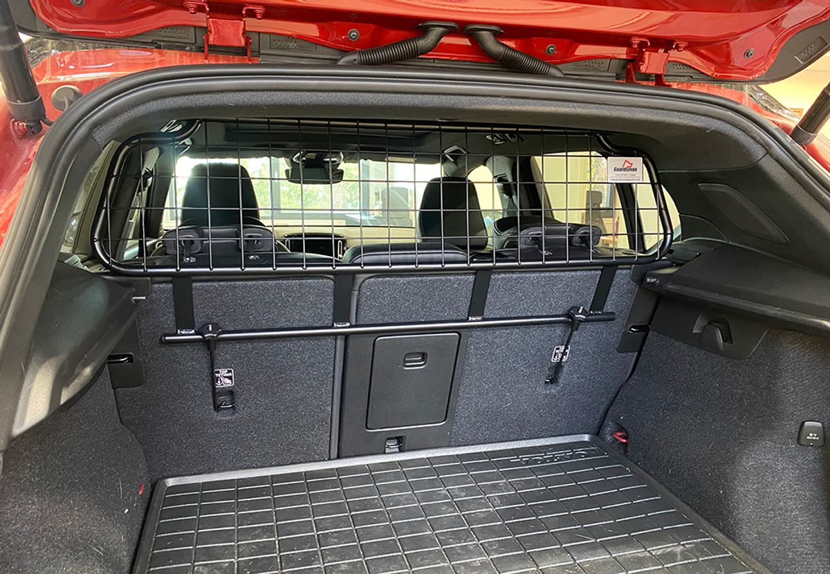Volvo XC40/EX40 Hundegitter m/u skillevegg