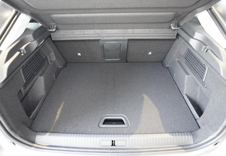 Citroen e-C4 2021->. Bagasjeromsmatte. Øvre del.