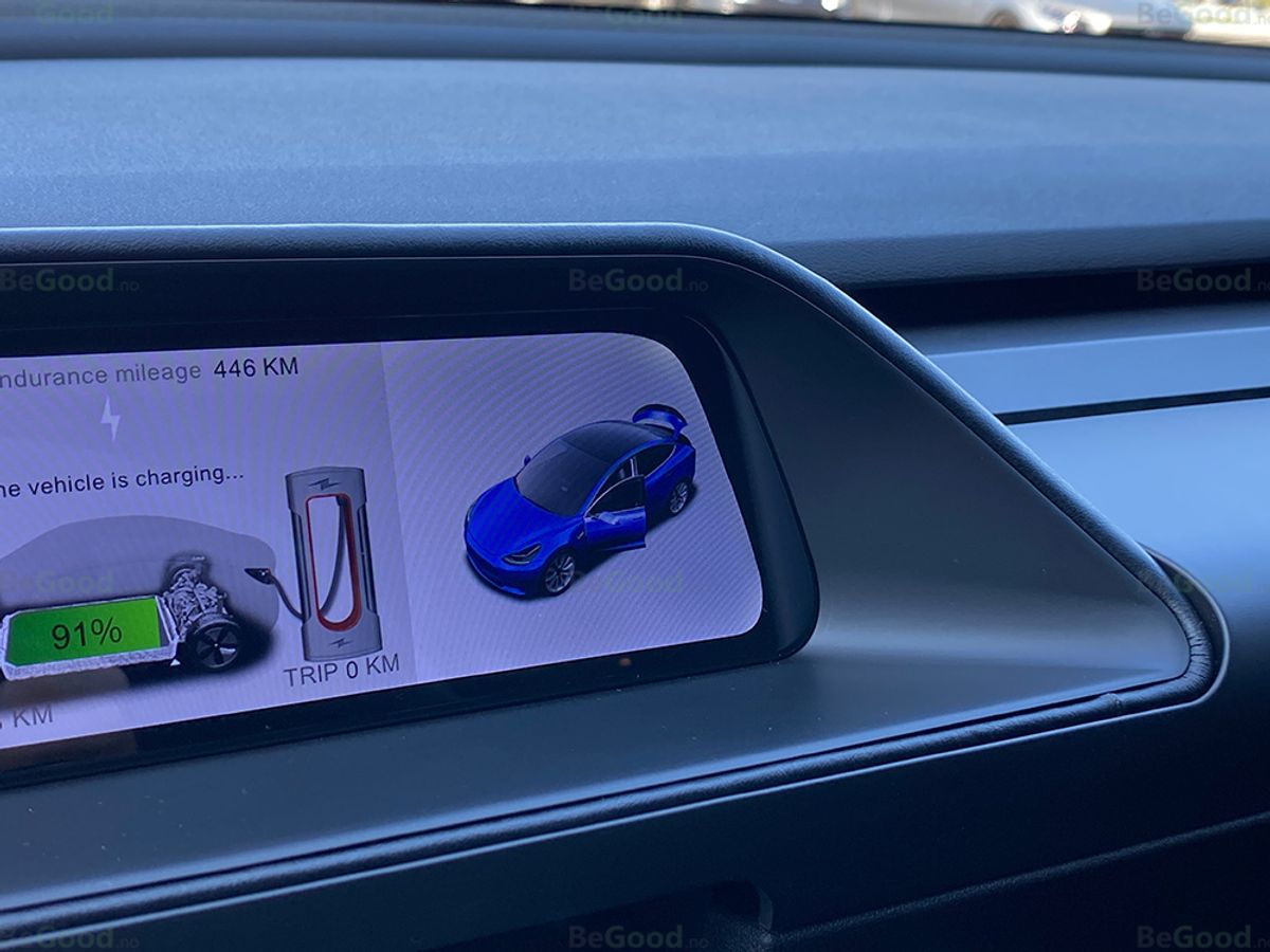 Dashbord med skjerm - Tesla Model 3 & Y
